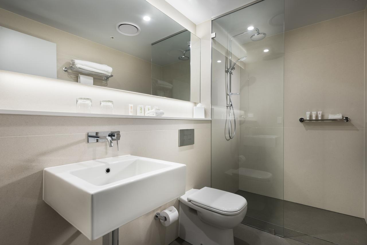 Hotel West By Ihg 4*